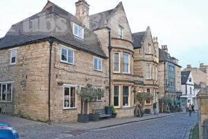 Picture of The Crown Hotel