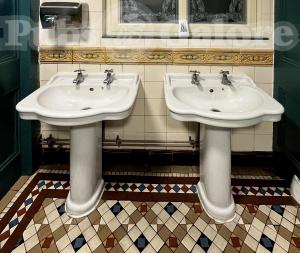 New picture of Princess Louise New picture of Princess Louise