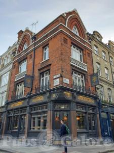 Picture of The Sun & 13 Cantons