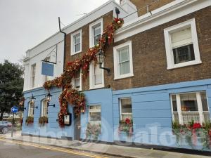 Picture of The Kings Head & Eight Bells