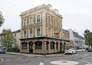 Picture of Harwood Arms