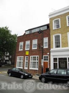 Picture of The Clothworkers Arms