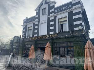 Picture of Grand Junction Arms