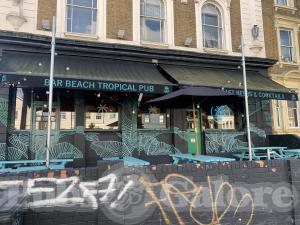 Picture of Bar Beach Tropical
