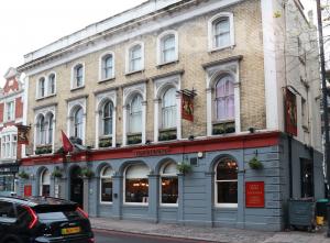 Picture of Fox & Hounds