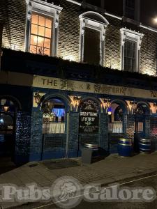 Picture of The Lock & Lantern