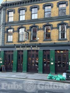 Picture of The Defectors Weld