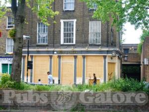 Picture of Rose & Crown