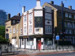 Picture of The Manor Arms