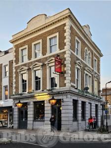 Picture of The Clarence Tavern