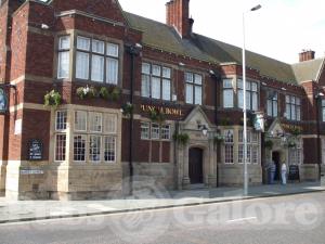 Picture of Punch Bowl Hotel