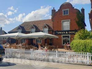 Picture of The Swan & Dog