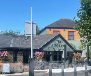 Picture of The Ridgeway Tavern