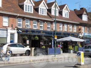 Picture of The New Moon (JD Wetherspoon)