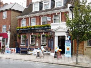 Picture of The Moon & Sixpence (JD Wetherspoon)