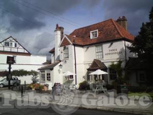 Picture of Three Horseshoes
