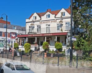 Picture of De Burgh Arms