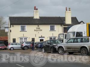 Picture of Falcon Inn