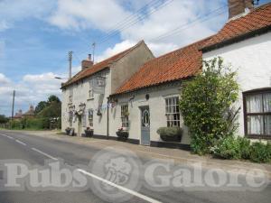 Picture of Ostrich Inn