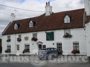 Picture of Crown Hotel