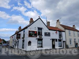 Picture of Rose & Crown