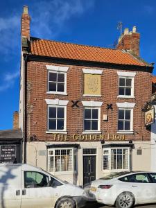 Picture of The Golden Lion