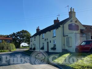 Picture of Fox & Hounds Inn