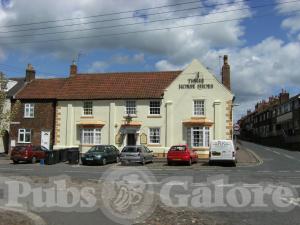 Picture of Three Horseshoes