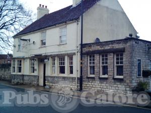 Picture of Falcon Inn