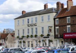 Picture of The Three Tuns (JD Wetherspoon)