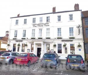 Picture of The Three Tuns (JD Wetherspoon)