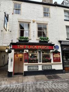 Picture of The Black Horse