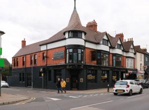 Picture of Old House