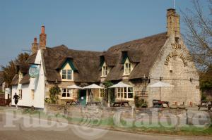 Picture of Royal Oak Inn