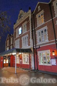 Picture of Crewe Arms Hotel