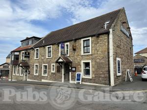 Picture of The Olde Ship Hotel