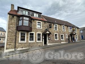 Picture of The Olde Ship Hotel