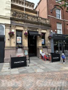 Picture of Lloyds No.1