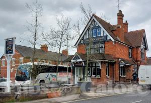 Picture of Three Horseshoes