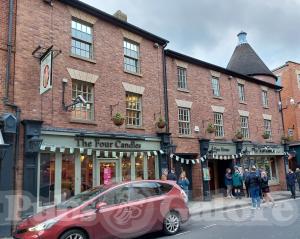 Picture of The Four Candles (JD Wetherspoon)