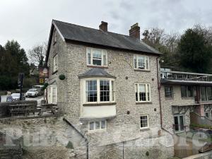 Picture of Charlton Arms Hotel