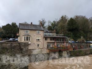 Picture of Charlton Arms Hotel