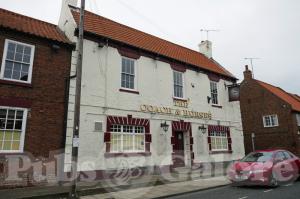 Picture of Coach & Horses