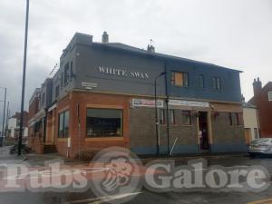 Picture of The White Swan