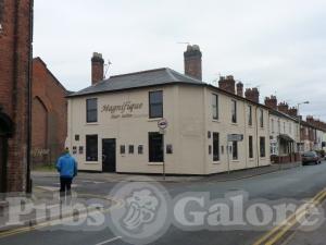 Picture of Shepherds Bush Inn