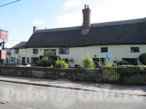 Picture of The Horseshoes Inn