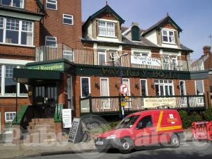 Picture of The Waverley Hotel