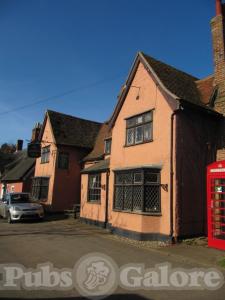 Picture of The Queen's Head