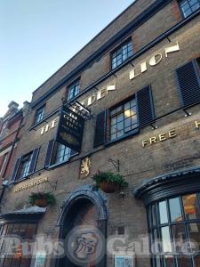 Picture of The Golden Lion (JD Wetherspoon)