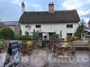 Picture of The Three Blackbirds Inn